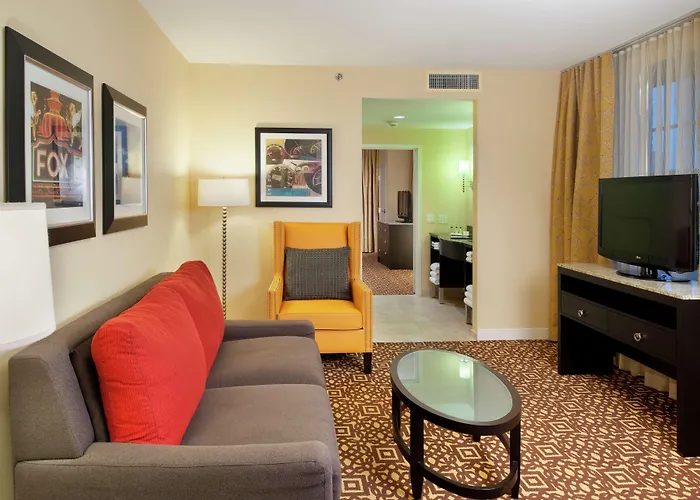 Doubletree Suites By Hilton Hotel Detroit Downtown - Fort Shelby